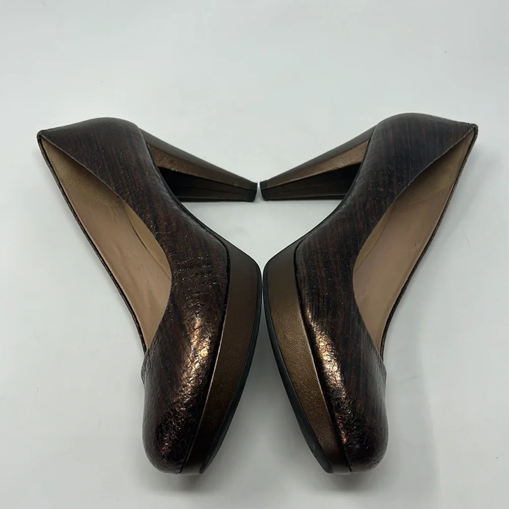 Antonio Melani Bronze Platform Pumps Size 8.5 Great Condition